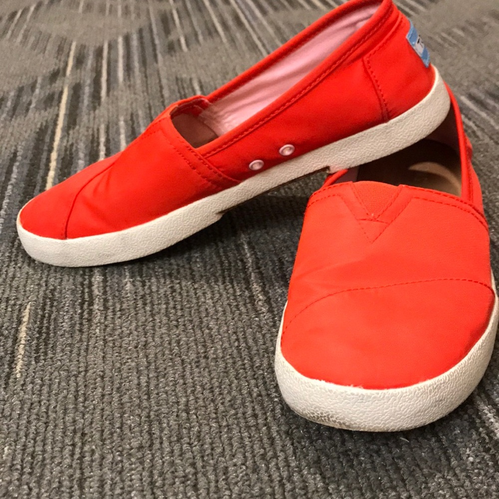 Bright Red TOMS